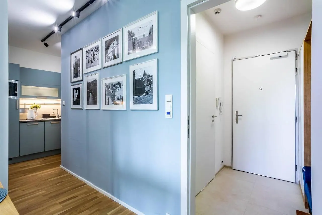 Vip Accommodation Prague S3 Apartment